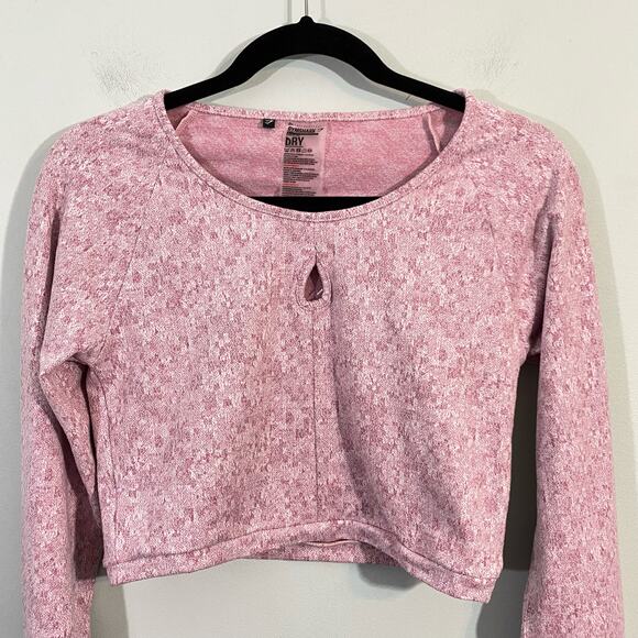 Gymshark Women’s Pink Textured Fleur Long Sleeve Cropped Top Size L - Picture 3 of 10